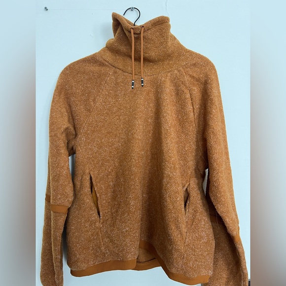 Nike mock neck fleece. - Picture 1 of 2